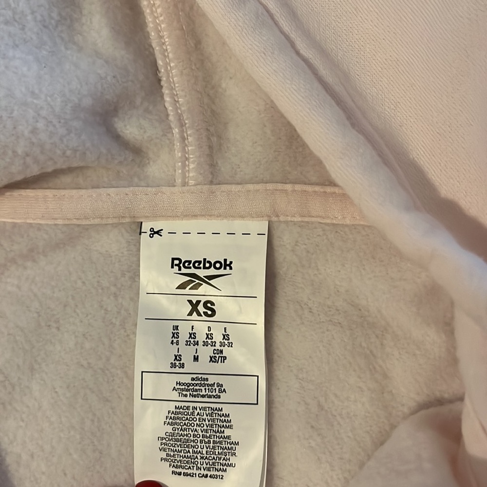 Light pink Reebok track suit - Picture 3 of 5